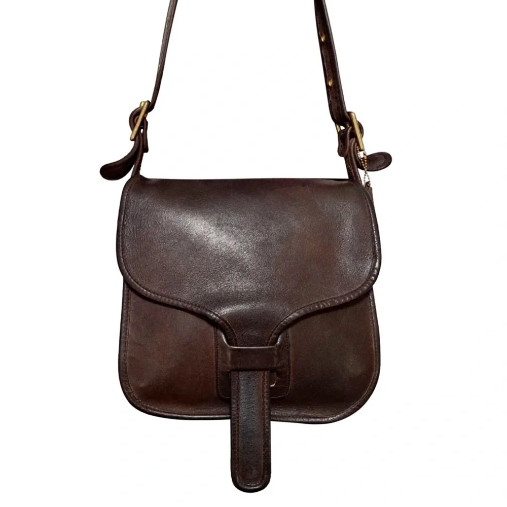 Vintage COACH Mahogany Brown Glove Tanned Leather Courier Saddle Bag EUC NYC